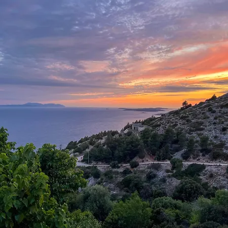 Sunset Haven Ferienhaus *